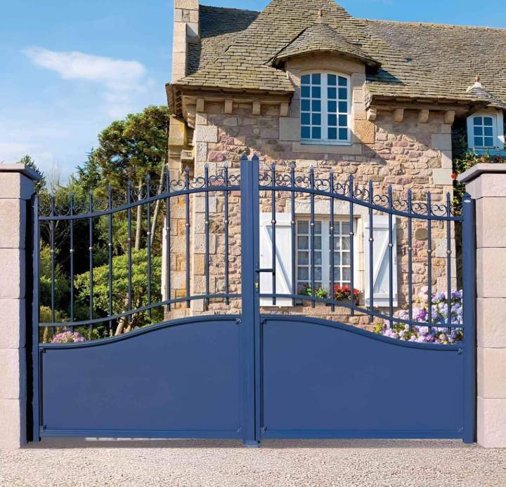 Portes de garage et portails : alliez sécurité et esthétique
